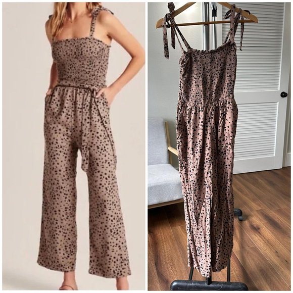 Womens Abercrombie & Fitch Leopard Smocked Jumpsuit One Piece XS - Picture 1 of 8